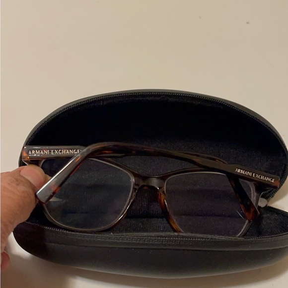 Armani exchange eyeglasses new condition. You can change the lenses - Picture 3 of 12